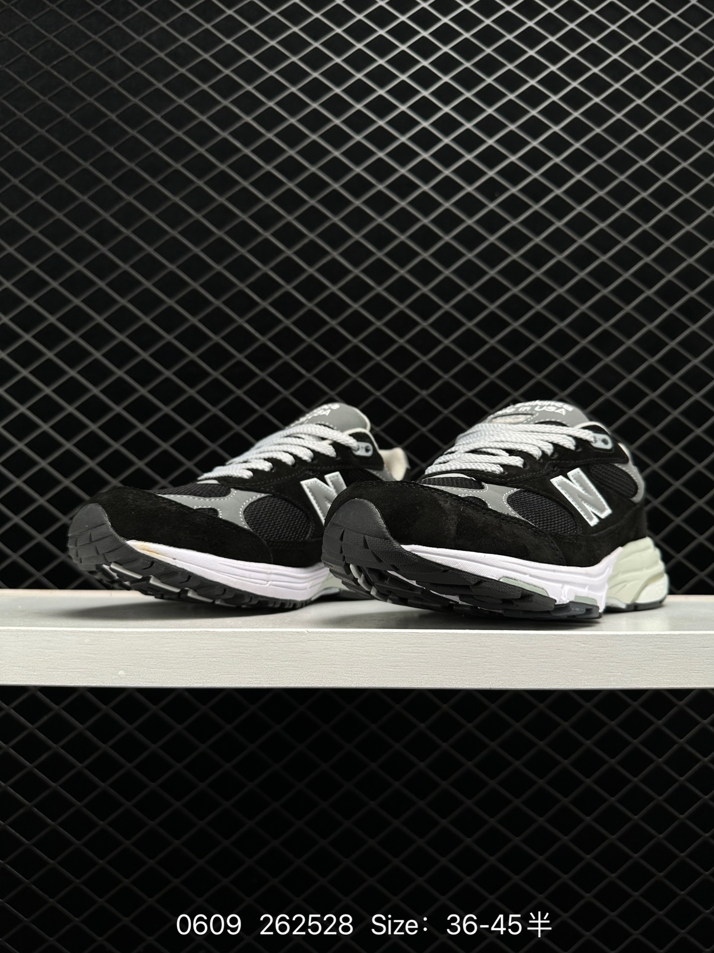 New Balance NB Made in USA MR993